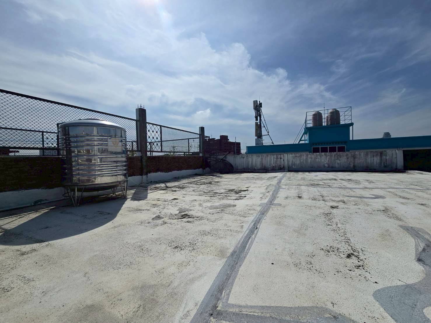 ให้เช่าอาคารพาณิชย์ 2คูหา ทำเลสวยเข้าออกหลายทาง เอกมัย สุขุมวิท71 เหมาะทำโฮสเทล (N.1912)