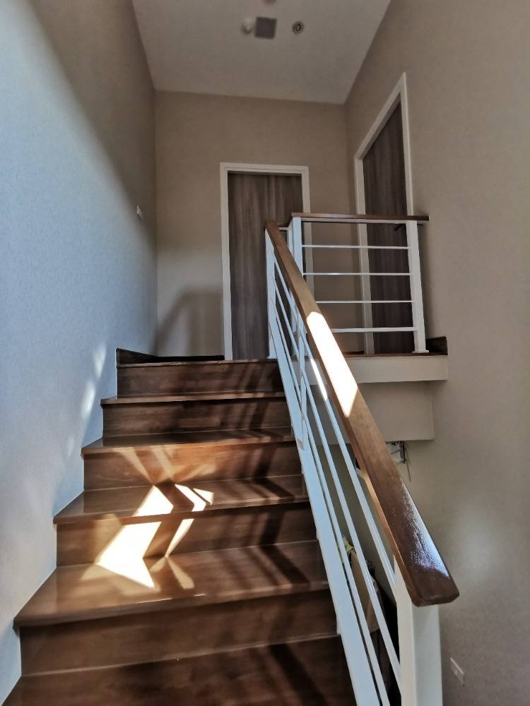 ให้เช่าทาวน์โฮม 3.5 ชั้น ซอยพัฒนาการ 32 โครงการพาทิโอ ใกล้ APL รามคำแหง (N.1057)