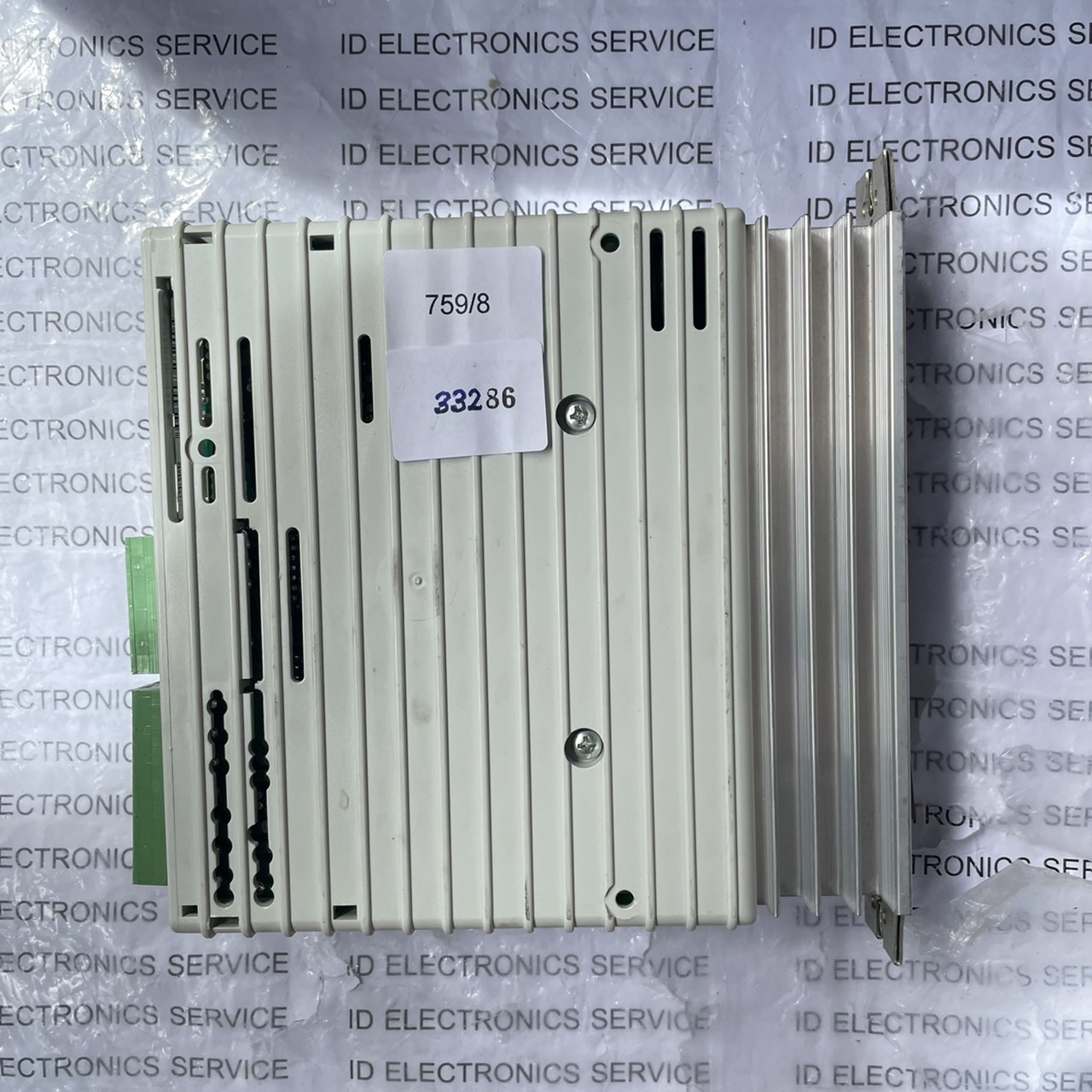 SERVO DRIVE " LENZE " MODEL : EVF8202-E