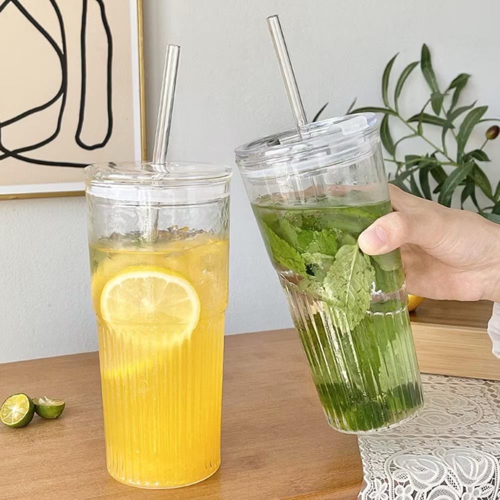 แก้วขนาด 600 ml ขนาดใหญ่จุใจ พร้อมแถมฝาปิดและหลอดอย่างดี