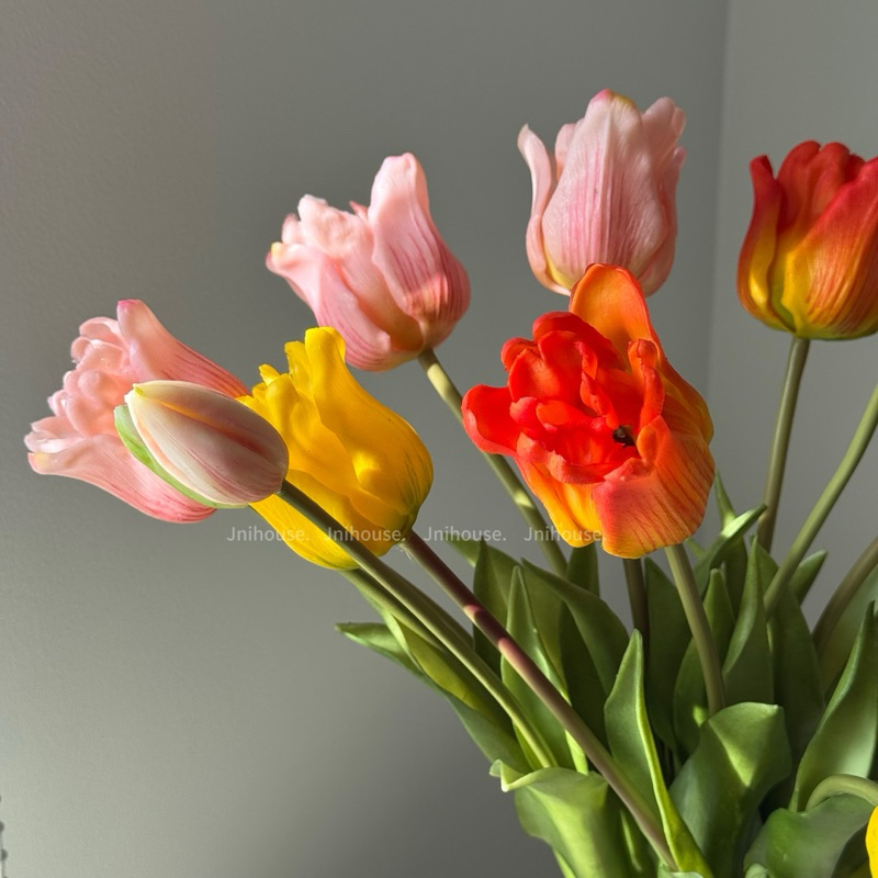 [พร้อมส่ง] Jnihouse : ทิวลิปประดิษฐ์รุ่นดอกใหญ่ (Tulip Artificial) ดอกไม้ประดิษฐ์