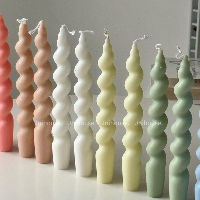 [พร้อมส่ง] Jnihouse : เทียนเกลียว เทียนหอมพาสเทล (Pastel Candle)