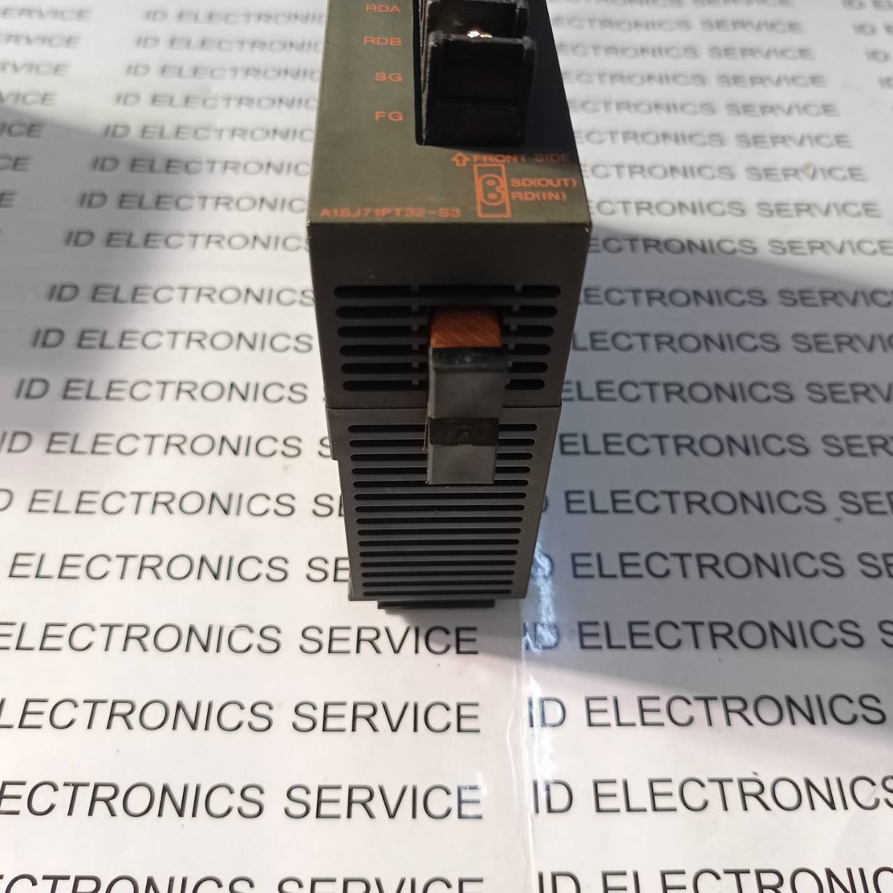 PLC " MITSUBISHI " MODEL : A1SJ71PT32-S3