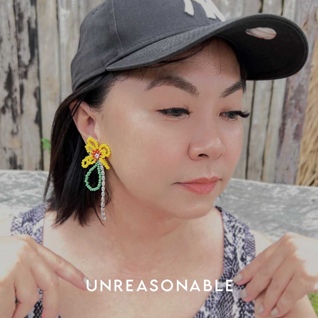 ต่างหูดอกไม้ สีเหลือง เพชร CZ ต่างหูคลิป ต่างหูก้านเงินแท้ น้ำหนักเบา UA0808-02 Unreasonable Accessories