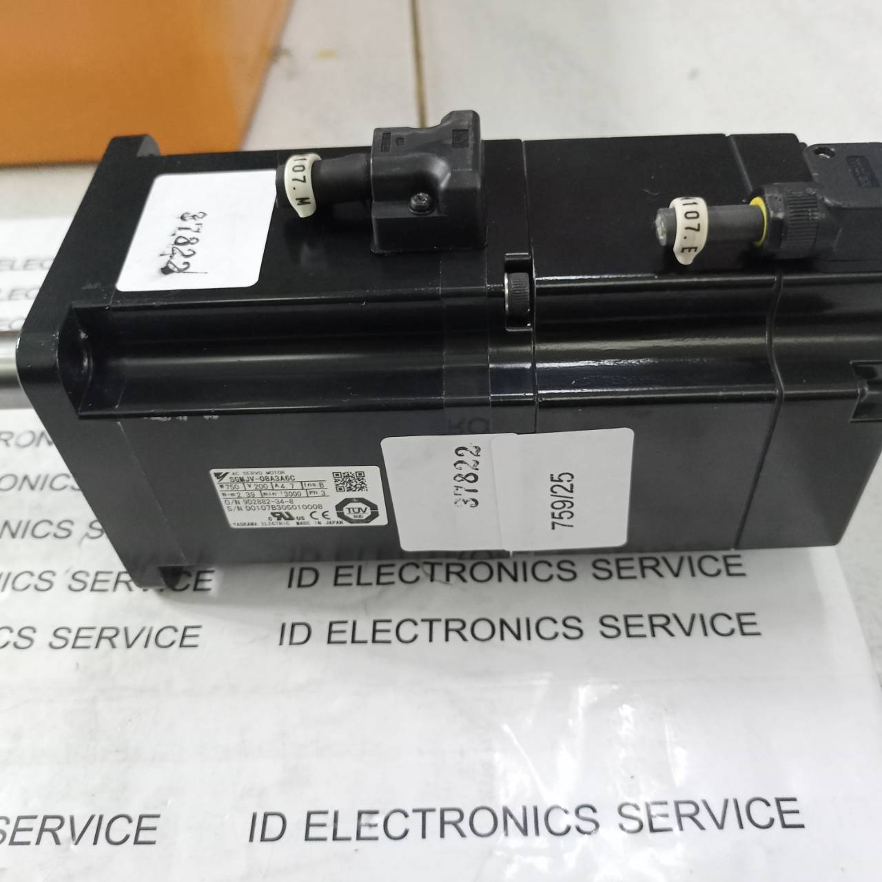 จำหน่าย SERVO MOTOR “YASKAWA” Model : SGMJV-08A3A6C
