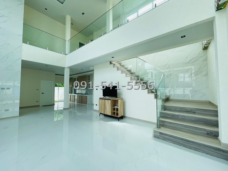 ขายบ้านเดี่ยว 2 ชั้น สร้างใหม่ พร้อมสระว่ายน้ำ พื้นที่ 105 ตรว ซอยหมู่บ้านศรีเจริญวิลล่า 24 ใช้วัสดุเกรดพรีเมี่ยมทั้งหลัง