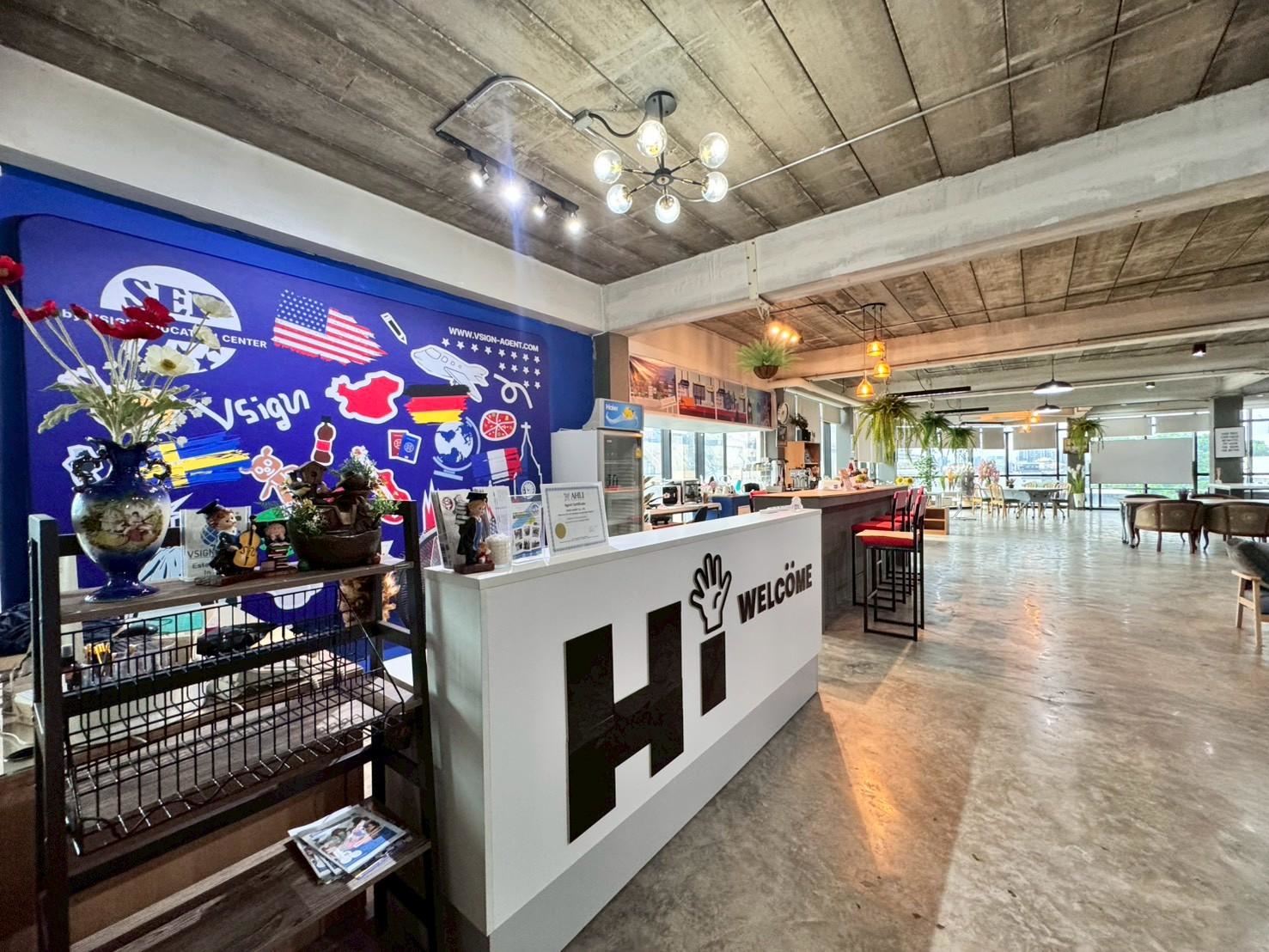 ให้เช่าพื้นที่สำนักงาน ชั้น 5 อาคารโล่งสวย เหมาะทำธุรกิจ ติดถนนรามคำแหง (N.1923)