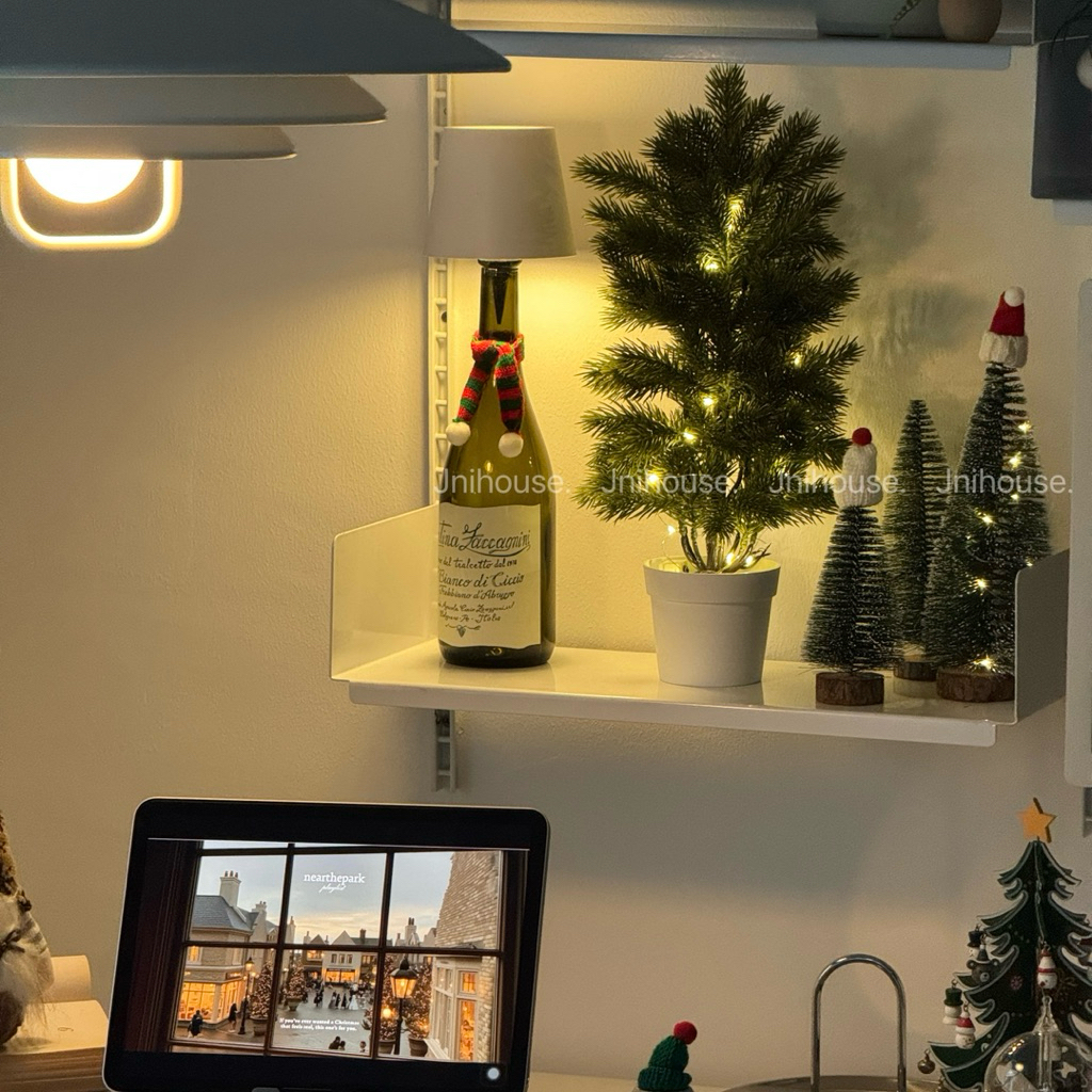 [พร้อมส่ง] Jnihouse : Little Christmas Tree (ต้นคริสต์มาส+ไฟประดับ)