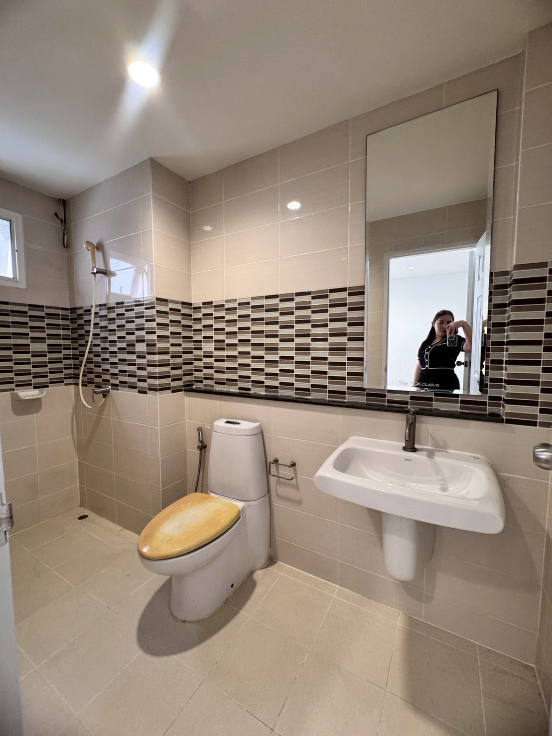 ขายทาวน์โฮม หมู่บ้านดิเอ็กซ์คลูซีฟ พัฒนาการ44 (The Exclusive-Pattanakarn44) ใกล้ APL หัวหมาก (N.1915)