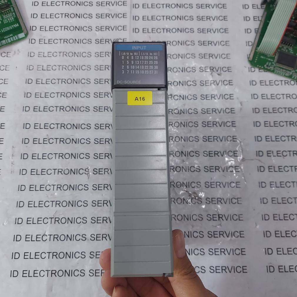 PLC " ALLEN-BRADLEY " MODEL : 1746-IV32