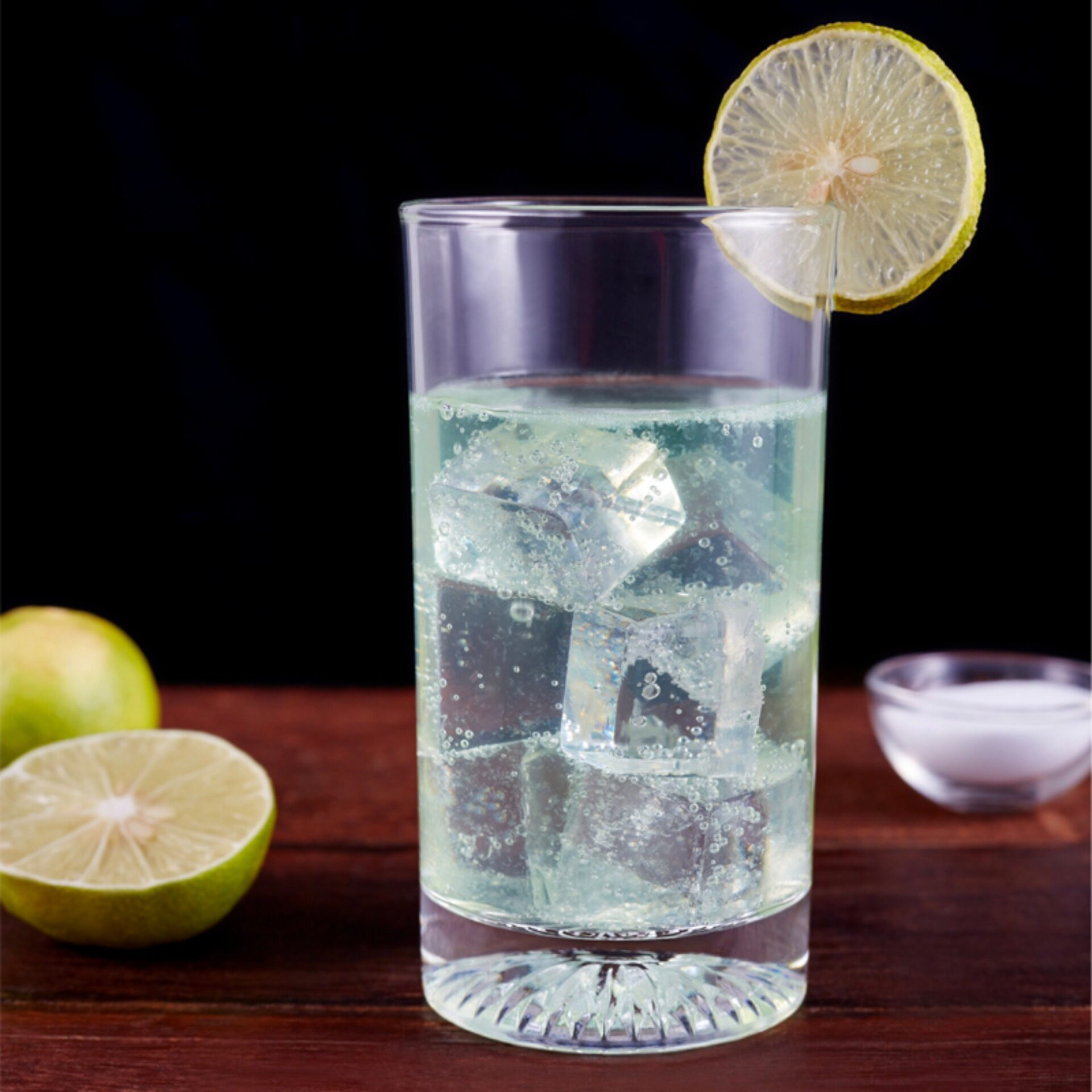 P11380 แก้วใส 8.4 Oz. (240 มิล) (6.25*6.25*12 cm) No.143009 ราคาขายส่งต่อ 1 ลัง : 72 ใบ : 960 บต่อลัง