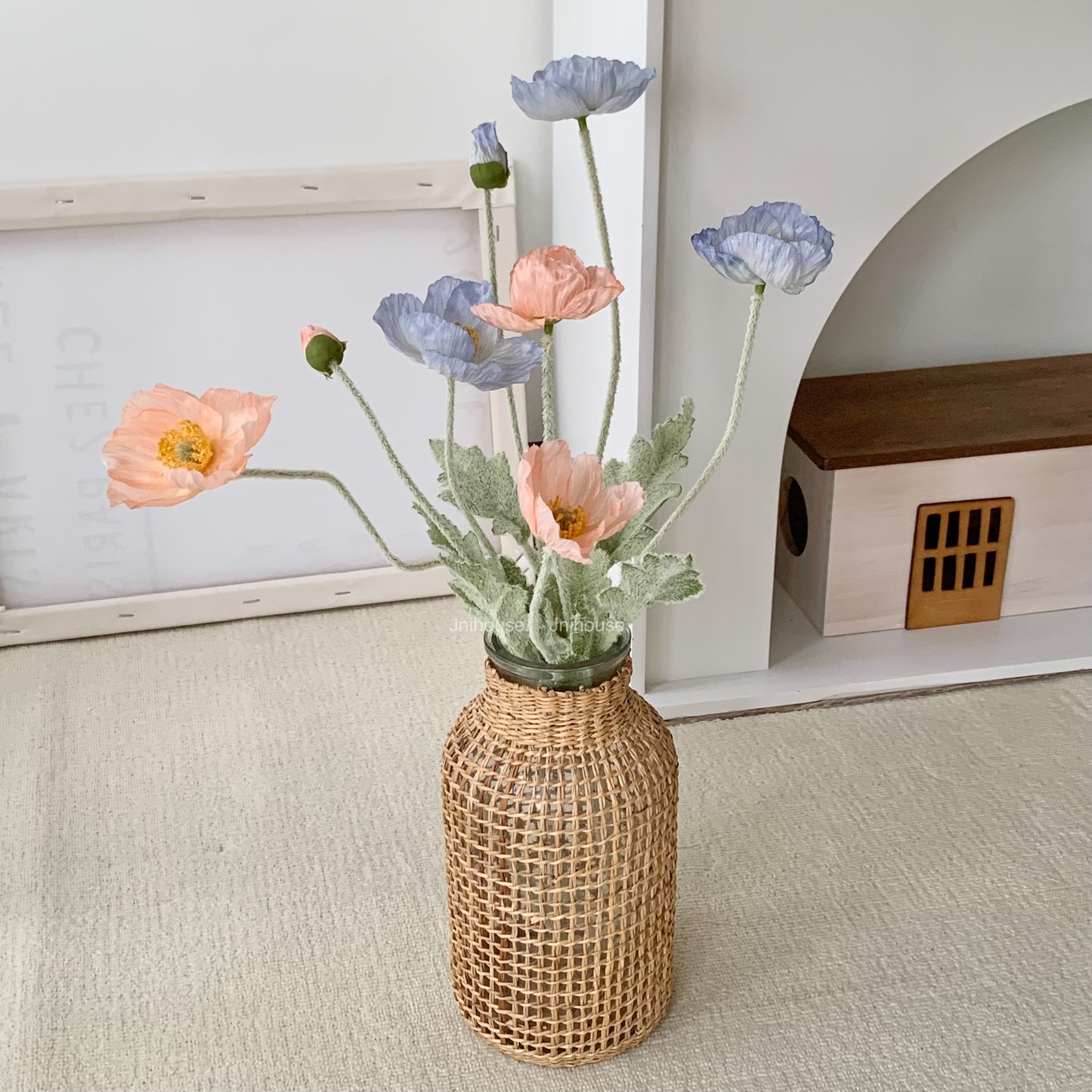 [พร้อมส่ง] Jnihouse : แจกันแก้วใส พันหวายสาน