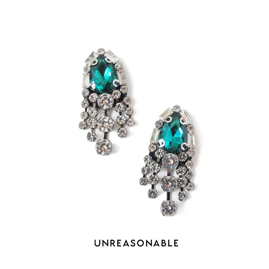 ต่างหู สีเขียว ต่างหูคลิป ต่างหูก้านเงินแท้ น้ำหนักเบา UA0832-02 Unreasonable Accessories