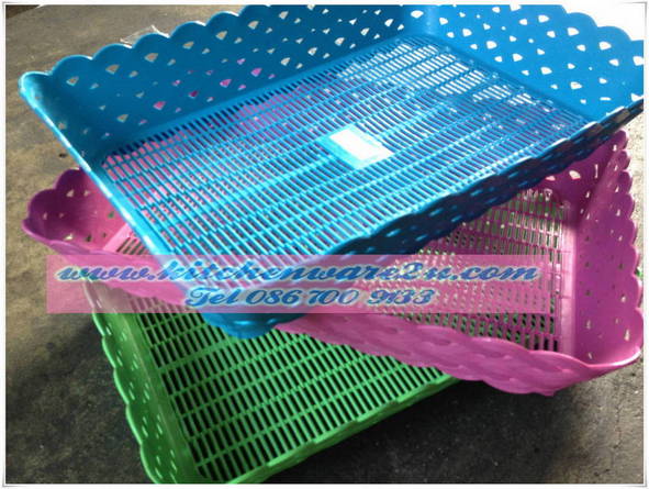 P06285 ตะกร้าพลาสติกลายหวายใหญ่ สีหวาน (ราคาส่งต่อ 1 โหล : 12 ใบ คลิ๊กที่สินค้าเพื่อดูรายละเอียด)
