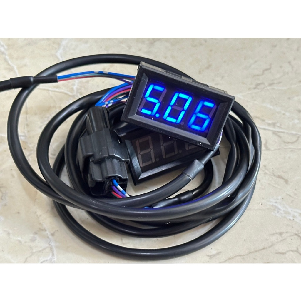 ชุดวัดแรงดันท้ายราง FRP ดีแม็ก | ปลั๊กแท้ ปี 2007–2020 | หน้าจอ 3 สี | มีของพร้อมส่ง