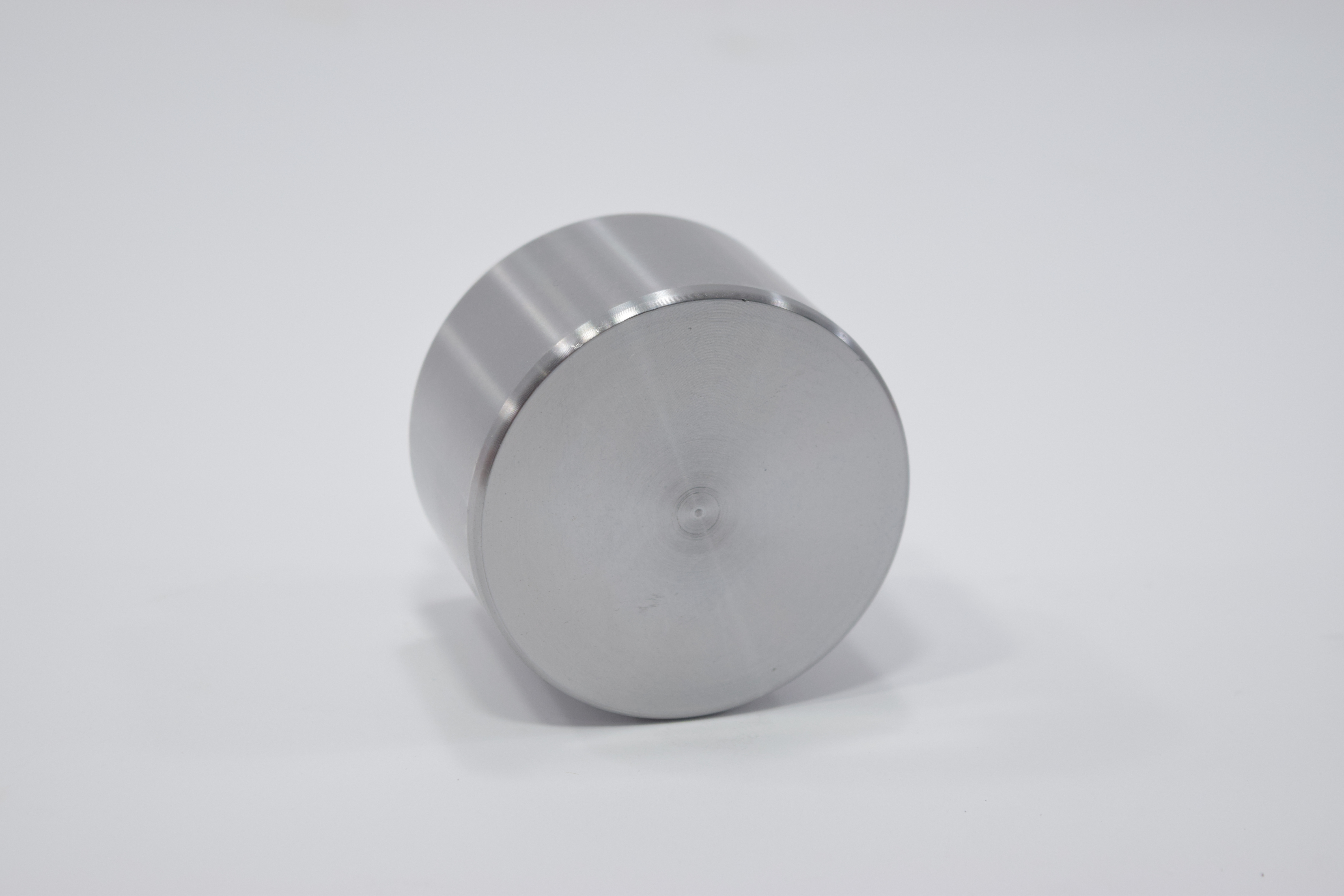 (ประกัน 6 เดือน) ลูกสูบดิสเบรค MITSUBISHI E33 , E54 , K64 , STRADA 2 WD มิตซุบิชิ / 3PD-7261 / MB 699692 / ขนาด วงนอก 60.20 / สูง 48.40 (จำนวน 1 ชิ้น) (CALIPER PISTON)