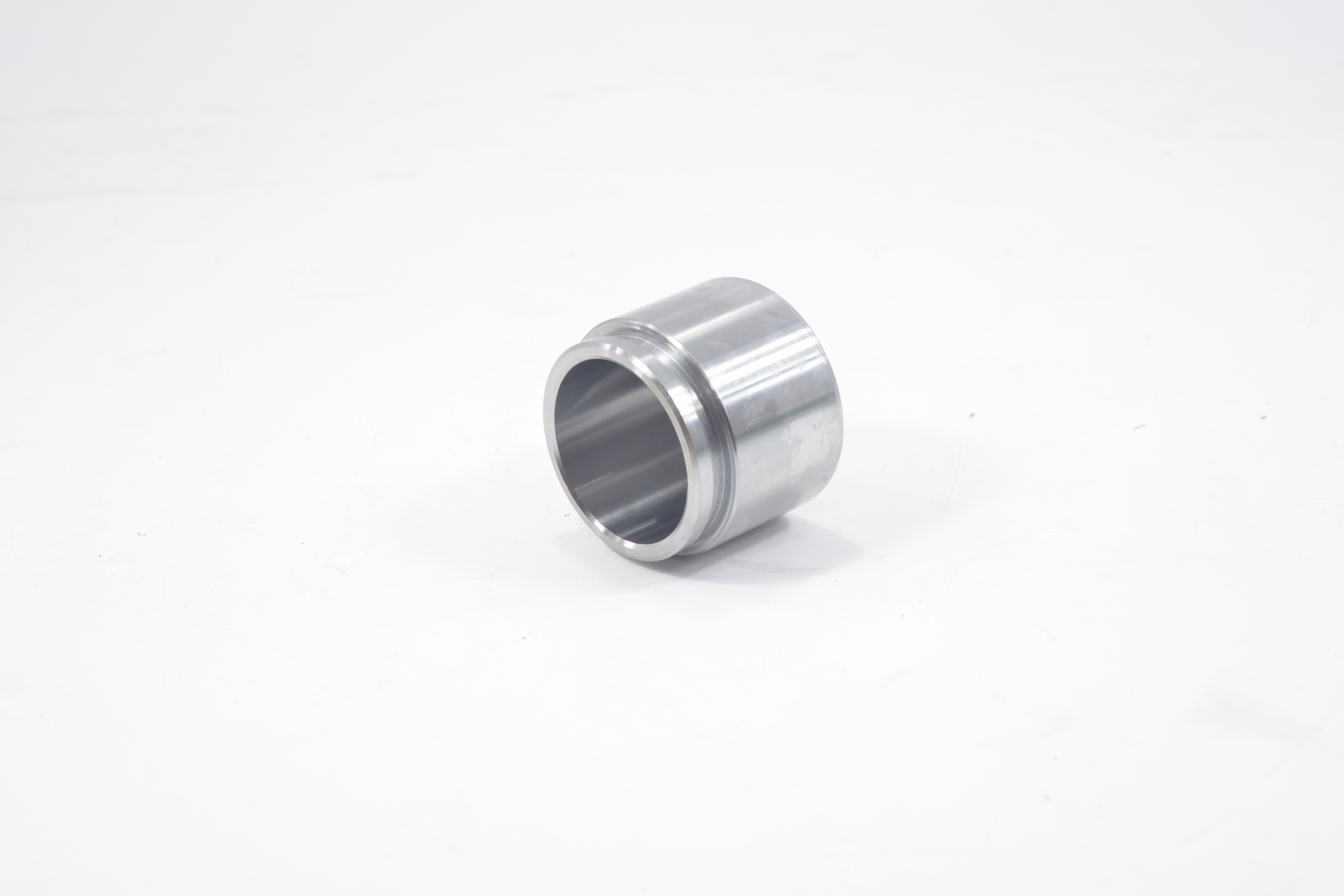 ลูกสูบดิสเบรค TOYOTA AT171 ( 2000) โตโยต้า 3PD-2821 / 47731 - 32040 / ขนาดวงนอก 57.15 / สูง 45.00 (จำนวน 1 ชิ้น) (CALIPER PISTON)