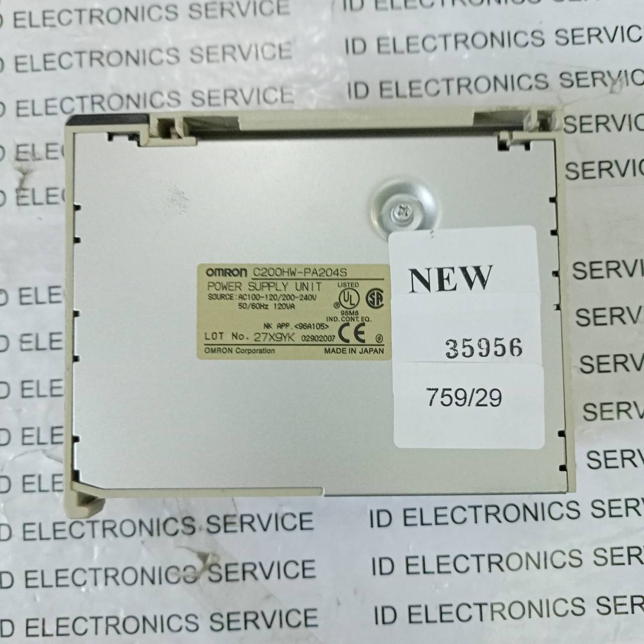 PLC " OMRON " MODEL : C200HW-PA204S