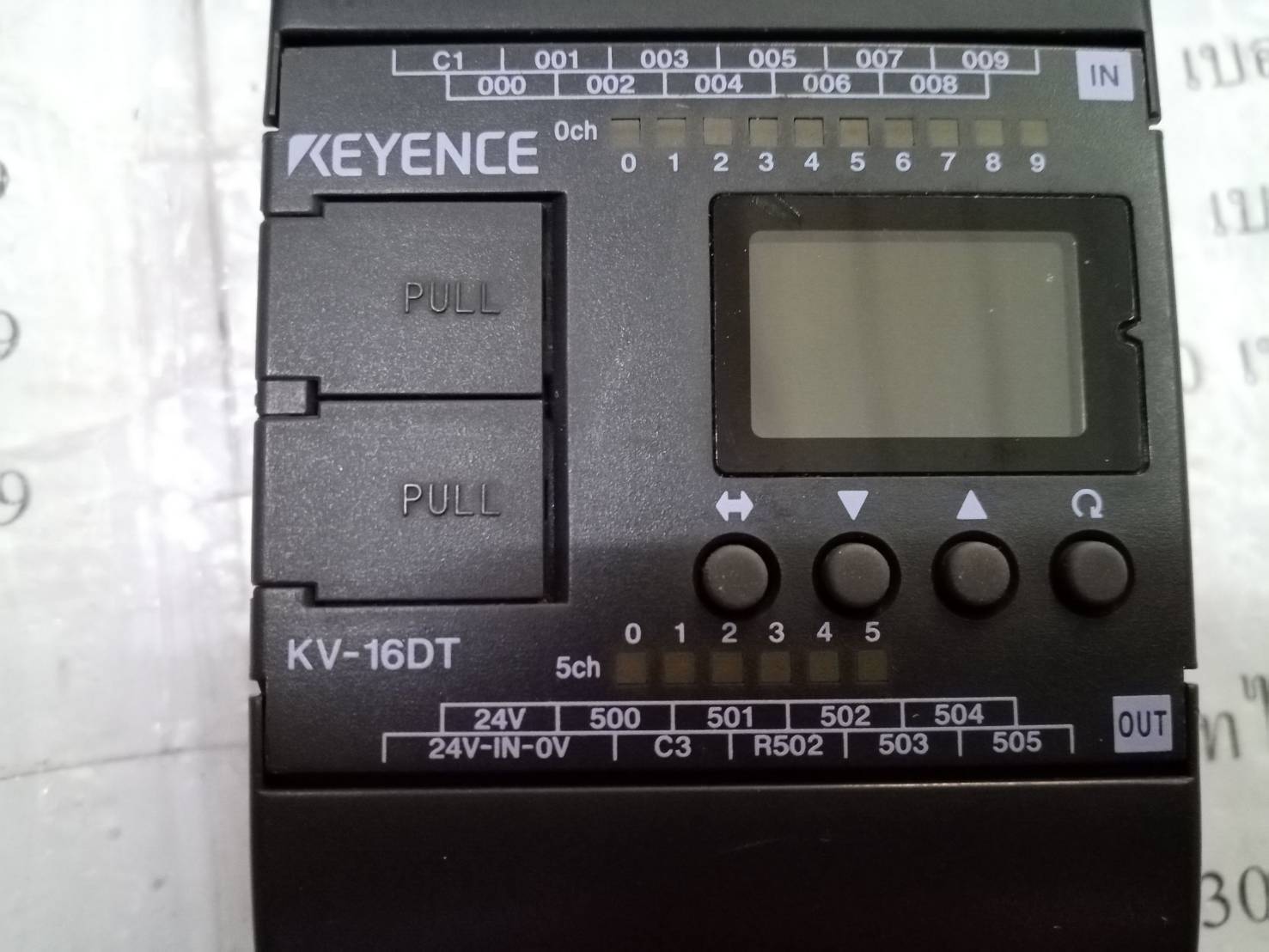PLC " KEYENCE " MODEL : KV-16DT