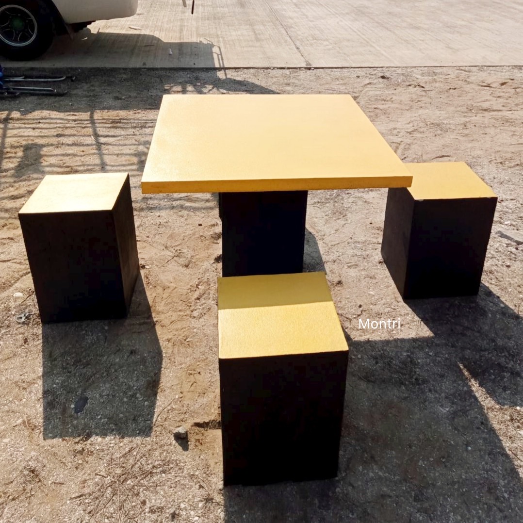 โต๊ะสนาม ชุดโต๊ะสนาม โต๊ะสนามกลางแจ้ง 4 ที่นั่ง เหมาะสำหรับวางในพื้นที่จำกัด ขนาดโต๊ะ 80*80 cm.