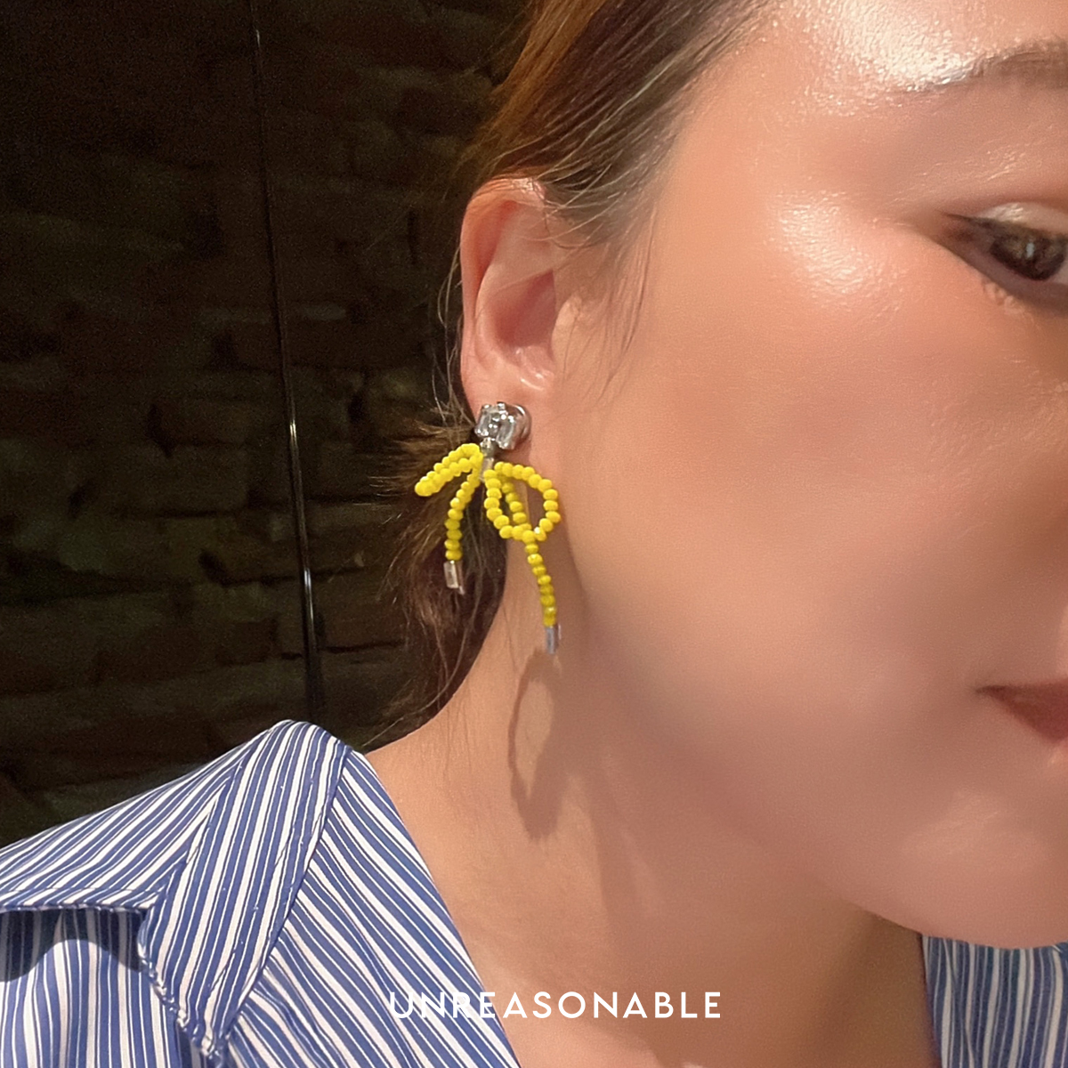 ต่างหูโบว์สีเหลือง ต่างหูคลิป ต่างหูก้านเงินแท้ น้ำหนักเบา UA0955-04 Unreasonable Accessories