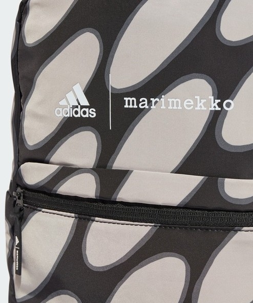 เป้ Adidas x marimekko bagpack EUW 2 สี multigreen สีเขียว / multiblack สีดำ