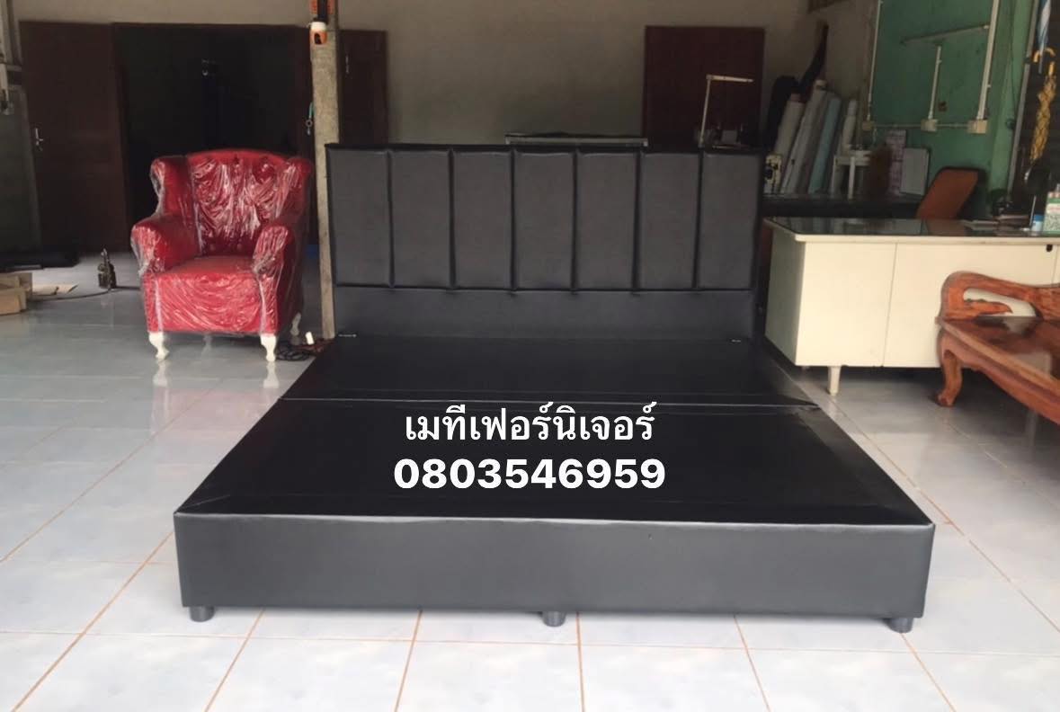 เตียงนอนดีไซน์โมเดิร์น หัวเตียงสูงบุลาย ลายเปียโน 5ฟุต