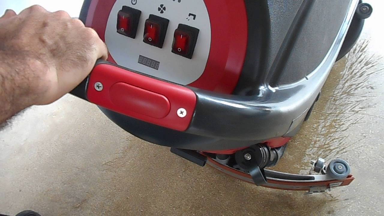 เครื่องขัดพื้นอัตโนมัติ VIPER AS510B