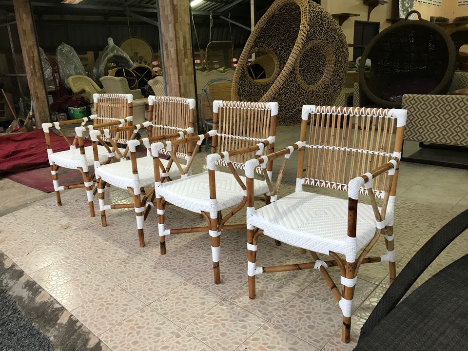 เก้าอี้โครงหวายแท้สานหวายเทียมแบบมีอาร์ม