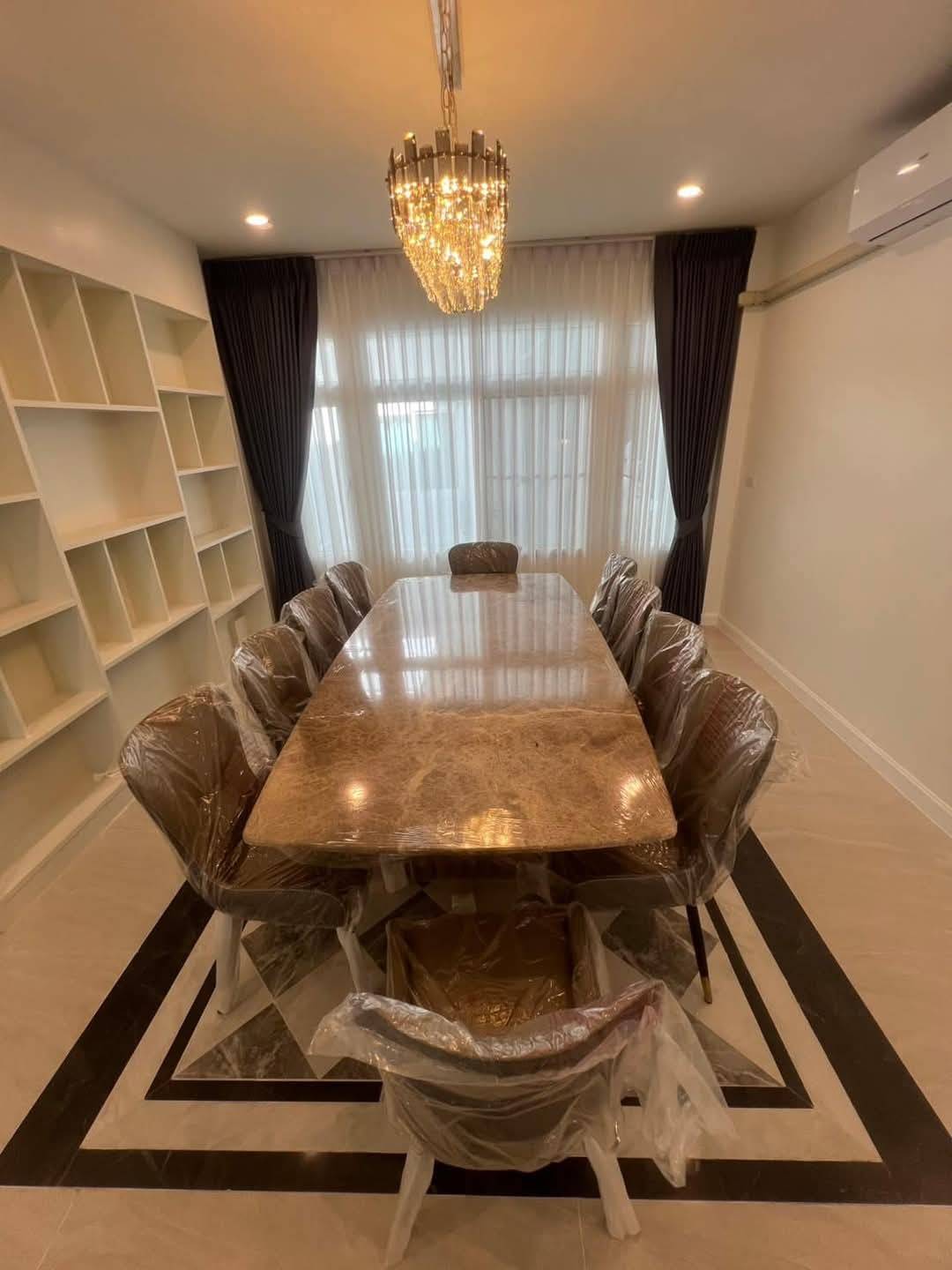 ให้เช่าบ้านชั้นเดียว หลังใหญ่ ใกล้เซ็นทรัลบางนาสวยครบพร้อมอยู่ (N.1558)