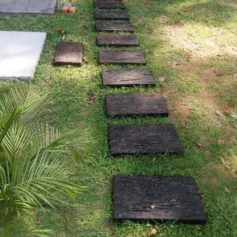 แผ่นปูทางเดิน ปูนลายไม้ งาน DiY สวยๆ ขนาด : กว้าง 25 ยาว 45 หนา 4.5 cm.