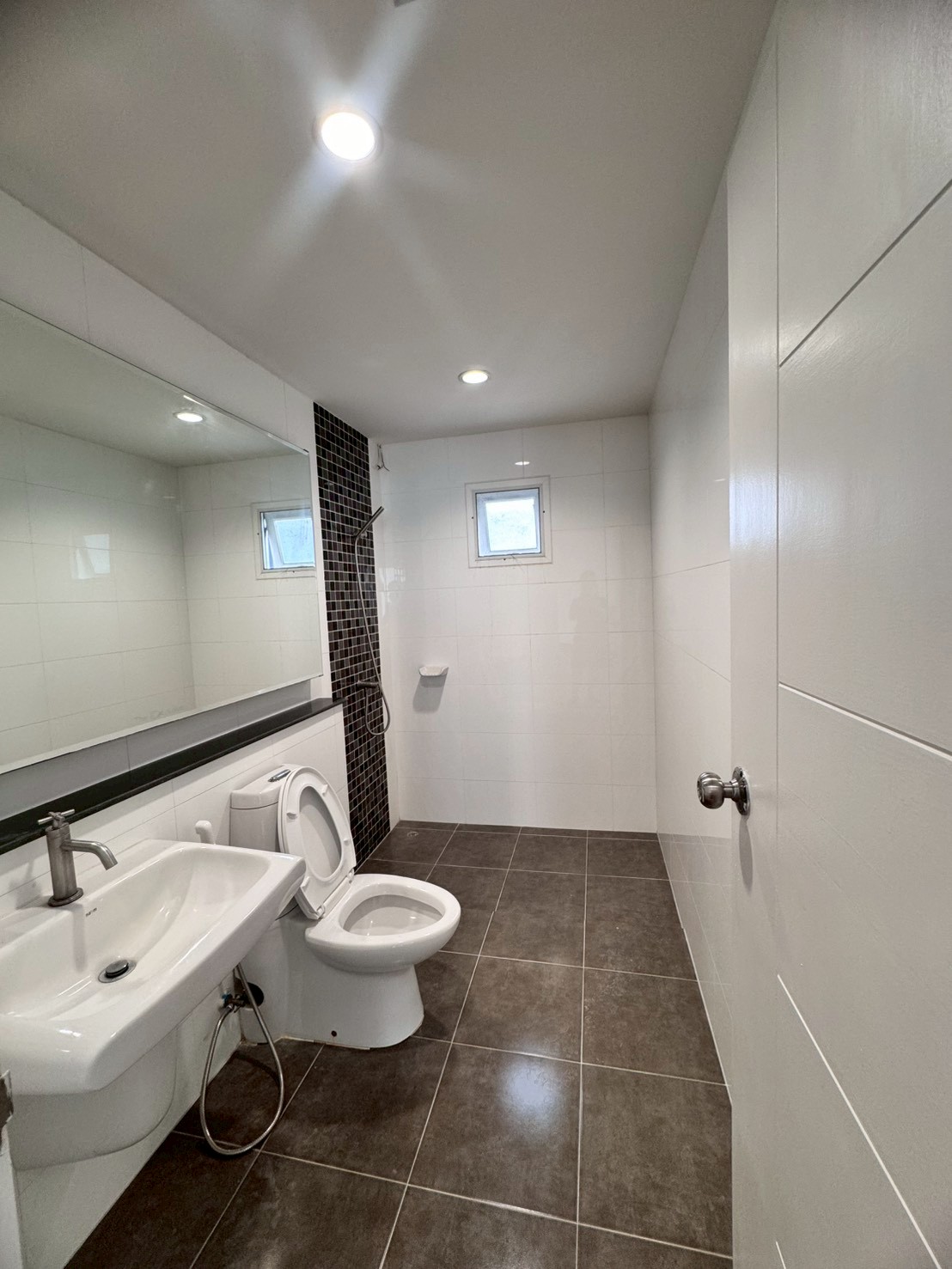 ขายทาวน์โฮม หมู่บ้านดิเอ็กซ์คลูซีฟ พัฒนาการ44 (The Exclusive-Pattanakarn44) ใกล้ APL หัวหมาก (N.1915)