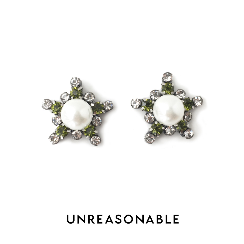 ต่างหูดาว สีเขียว ต่างหูคลิป ต่างหูก้านเงินแท้ น้ำหนักเบา สวยใส่สบาย UA0744-05 Unreasonable Accessories