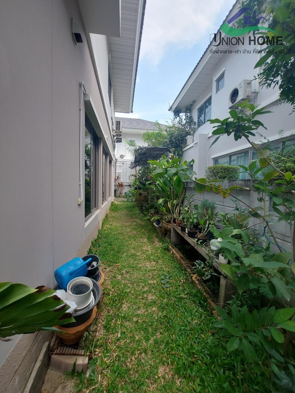 ขายบ้านเดี่ยว 2 ชั้น หมู่บ้านเพอร์เฟคเพลส พระราม9-กรุงเทพกรีฑา เขตลาดกระบัง (N.1519)