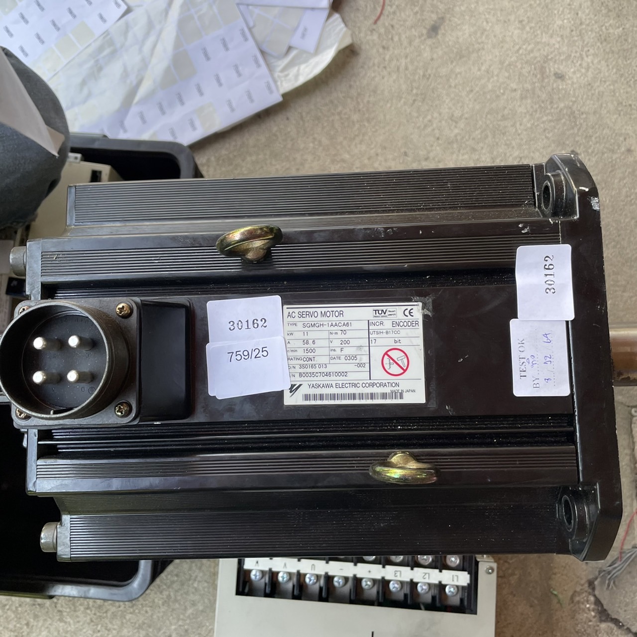 SGMGH-1AACA61 SERVO MOTOR "YASKAWA"