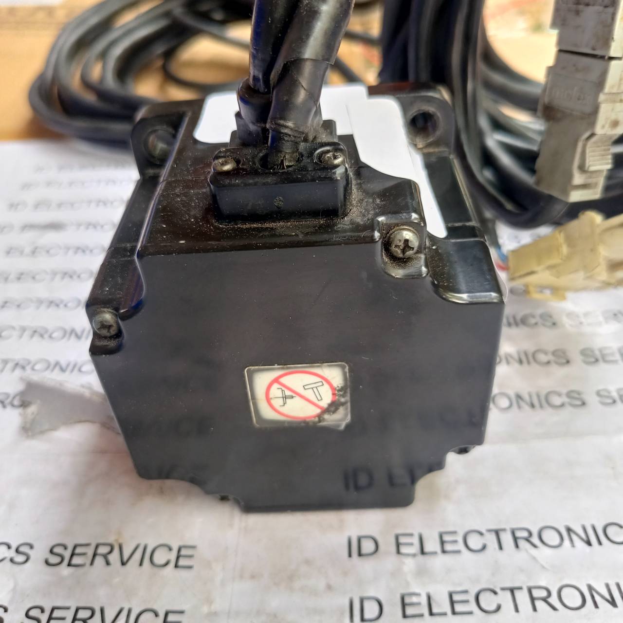 จำหน่าย ซ่อม SERVO MOTOR OMRON R88M-WP20030T