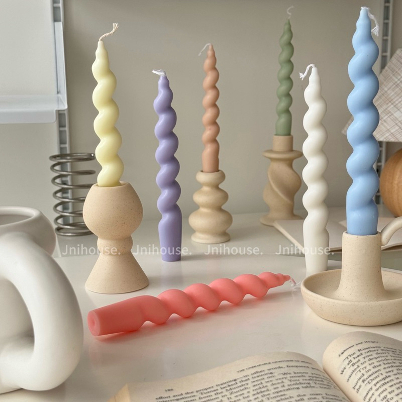 [พร้อมส่ง] Jnihouse : เทียนเกลียว เทียนหอมพาสเทล (Pastel Candle)