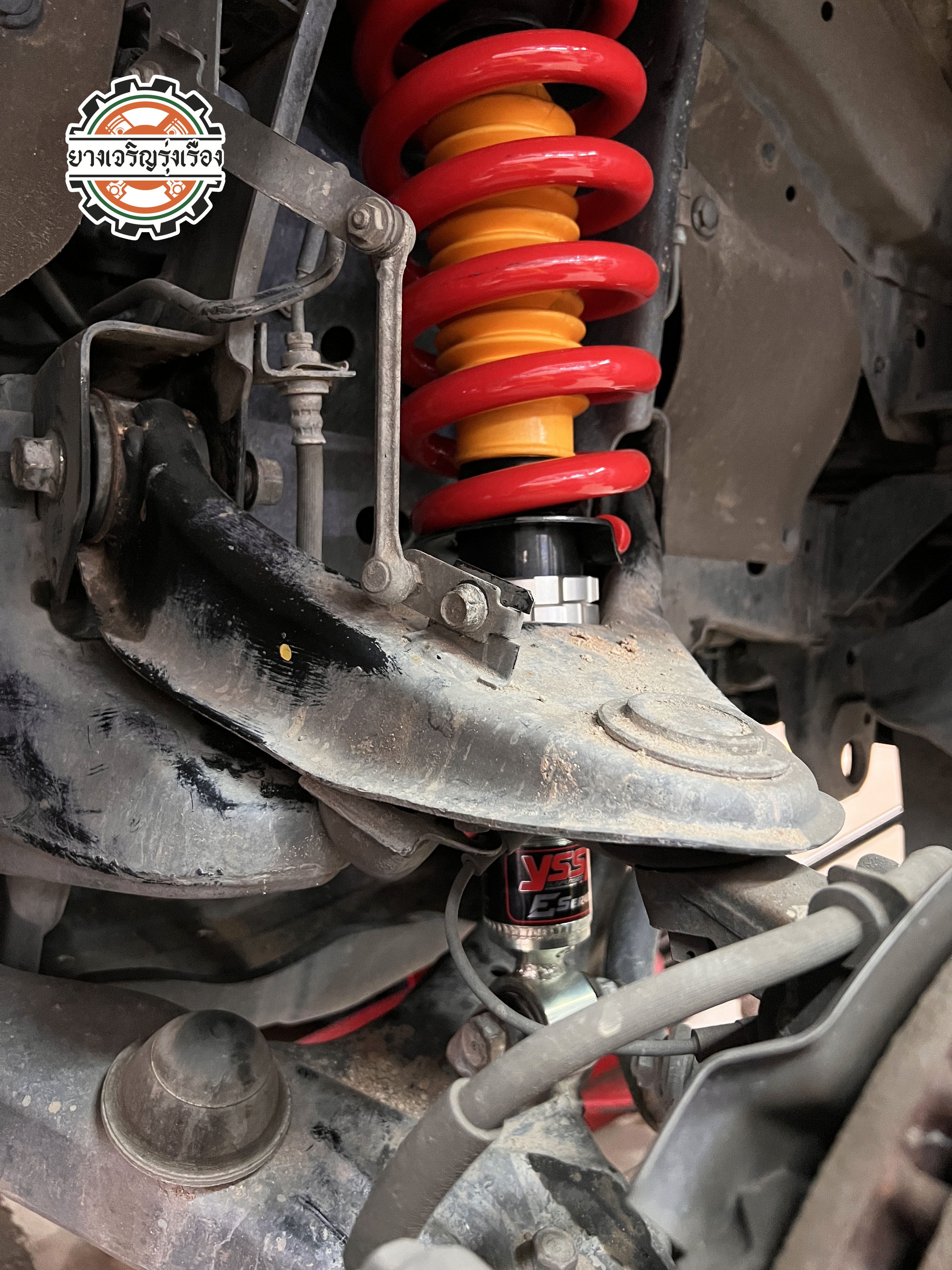 MITSUBISHI PAJERO อัพเกรดโช้คอัพ YSS E SERIES พร้อมเพิ่ม Yss spring performance เพิ่มความกระชับขับสนุกขึ้น [+] โช้คอัพ YSS E SERIES ทั้งชุด หน้า-หลัง [+] SPRING YSS SPROT SERIES ทั้งชุด หน้า-หลัง 🔩พร้อมบริการติดตั้ง + Set up ให้เหมาะกับยาง 🔩 ขับสนุกด้วยบริการ ตั้งศูนย์ละเอียดให้เหมาะกับการใช้งานและลักษณะของช่วงล่าง 𝙊𝙪𝙧 𝙎𝙚𝙧𝙫𝙞𝙘𝙚 บริการทางร้าน เรารับทำอะไรบ้าง 🔧 ติดตั้งยางแบบไร้รอย 100% 🔧 บริการสลับยาง ตามอายุ 🔧 มียางรถยนต์ทุกยี่ห้อให้เลือกซื้อ 🔧 เช็คช่วงล่าง แก้ปัญหาให้ตรงจุด 🔧 บริการล้างลิ้นปีกผีเสื้อ 🔧 บริการเช็คระยะรถยนต์ 🔧 เปลี่ยนถ่ายของเหลวทั้งระบบ 🔧 ตั้งศูนย์ด้วยเครื่อง HUNTER นำเข้าจาก USA สอบถามข้อมูลเพิ่มเติม หรือนัดหมายเข้ารับบริการ Tel : 08-6569-1915 Tel : 08-6544-5963 Line id : @88rw Tiktok : https://www.tiktok.com/@88rwycrr Youtube : https://youtube.com/@88rw Facebook : https://www.facebook.com/88rwtire Location : https://goo.gl/maps/HrNUAZXPN94KvxZ98?coh=178573&entry=tt #รถยนต์มีปัญหาไม่รู้ต้องแก้ตรงไหน ทางเรายินดี ตรวจหาปัญหาและหาวิธีแก้ บอกลูกค้าก่อนลงมือทำเสมอราคาเป็นธรรมไม่เอาเปรียบ สบายใจคุณลูกค้า ---------------------------------- ดูแลให้คำปรึกษาทุกปัญหาคาใจ ไม่ทิ้งลูกค้า มีบริการหลังการขาย 【ให้ผู้เชี่ยวชาญของเรา ดูแลรถคุณ】 ร้านยางเจริญรุ่งเรือง ยินดีต้อนรับครับ ---------------------------------- #โช๊คอัพรถยนต์ #monroe #yss #kayaba #profender #ร้านยางเจริญรุ่งเรือง #นนทบุรี #งามวงศ์วาน #amsfix #บริการช่วงล่างรถยนต์ #ซ่อมบำรุงช่วงล่าง #เซทอัพโช๊คอัพรถยนต์