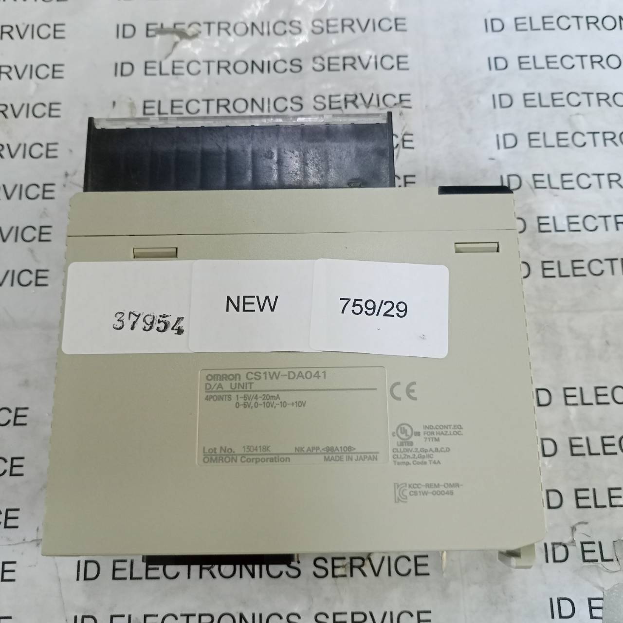 PLC " OMRON " MODEL : CS1W-DA041
