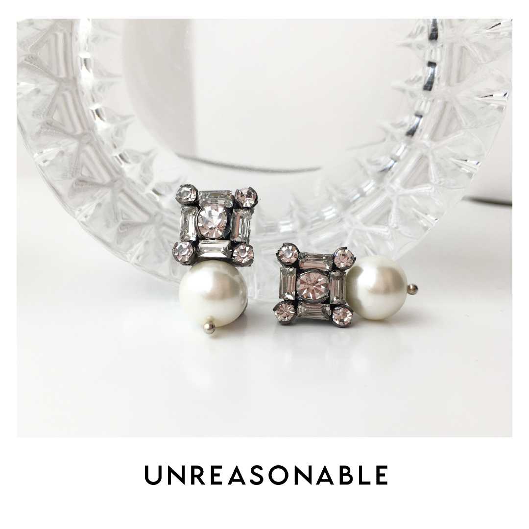 ต่างหูมุก น้ำหนักเบา สวยใส่สบาย UA0742-01 Unreasonable Accessories