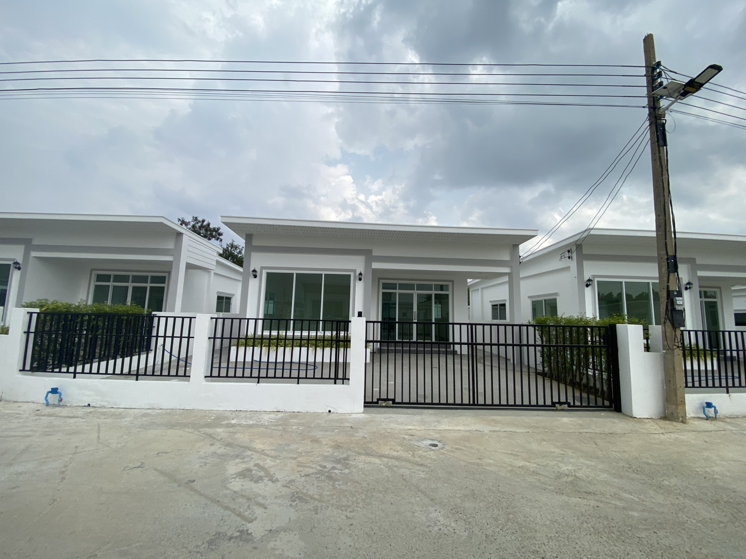 ขายบ้านเดี่ยว VICTORY HOME 5 บ้านโป่ง-ท่าผา ราชบุรี ราคาเริ่มต้น 2 ห้องนอน 1 ห้องน้ำ เริ่ม 2.1 ล้านบาท 3 ห้องนอน 2 ห้องน้ำ เริ่ม 2.7 ล้านบาท