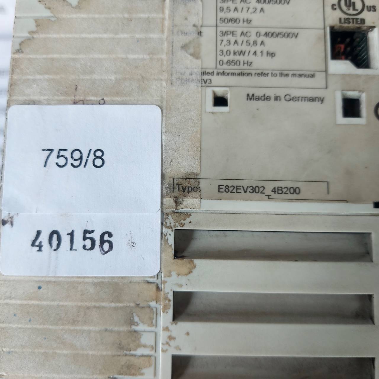 SERVO DRIVE " LENZE " MODEL : E82EV302_4B200