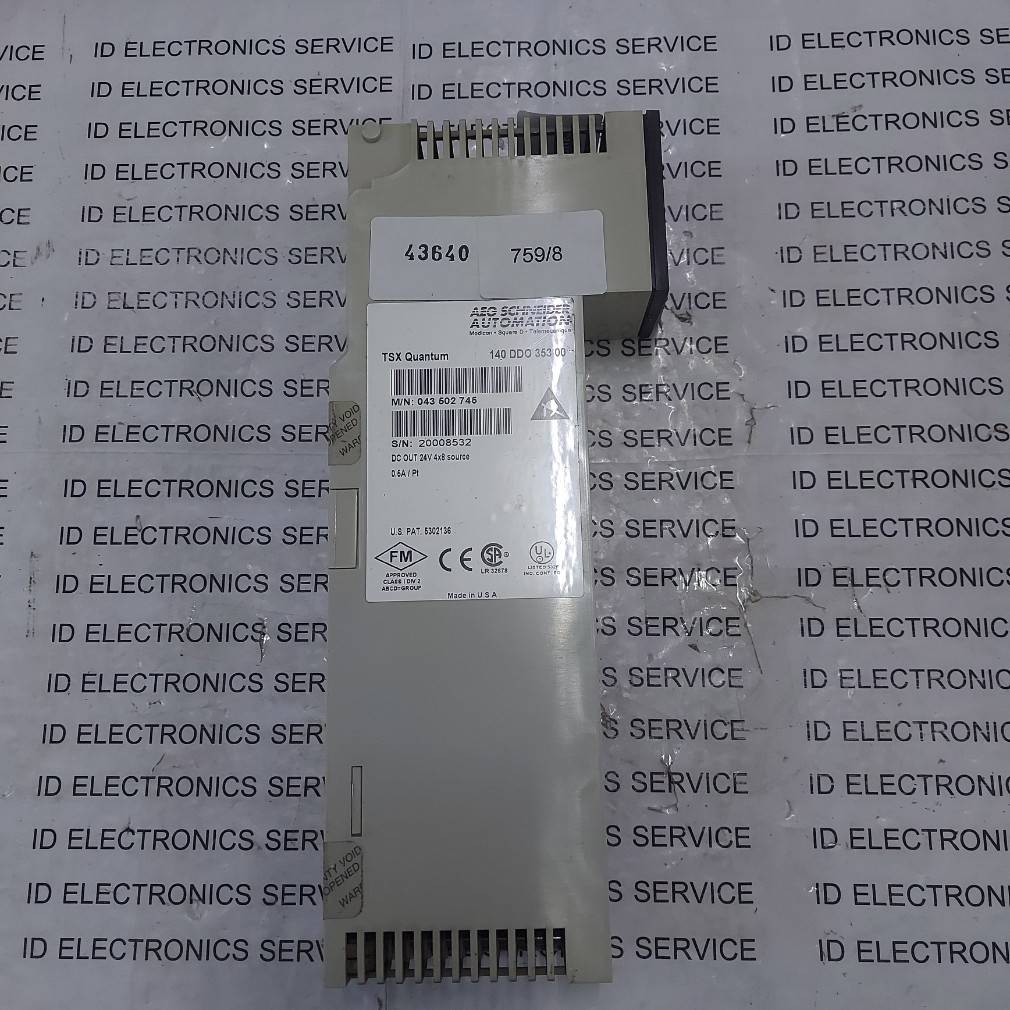 PLC " SCHNEIDER " MODEL : 140 DDO 353 00
