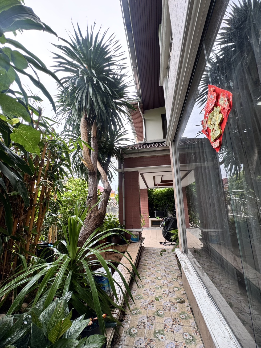 ขายบ้านเดี่ยว 2 ชั้น ในหมู่บ้านรัชดา1 (ซอยลาดพร้าว 80 แยก 24) ใกล้เซ็นทรัลอีสต์วิลล์ (N.1770)