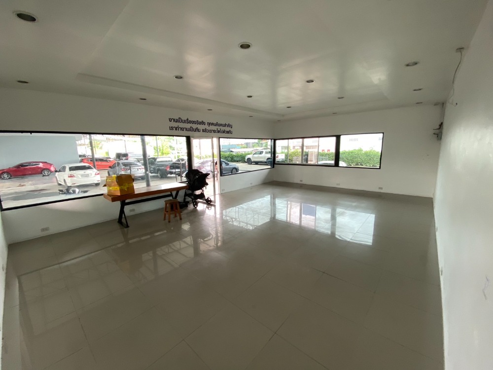 ให้เช่าพื้นที่โชว์รูมรถยนต์ ซอยอ่อนนุช80 (N.1391)