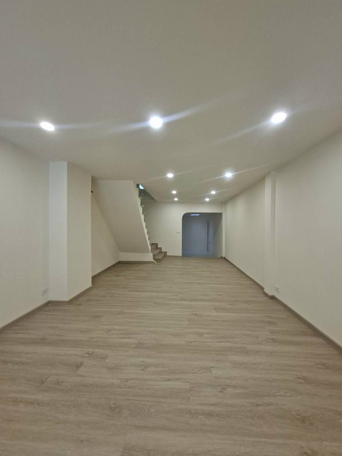 ขายทาวน์เฮ้าส์ 2 ชั้น ซอยอุดมสุข 47 รีโนเวทใหม่ทั้งหลังพร้อมอยู่ (N.1925)