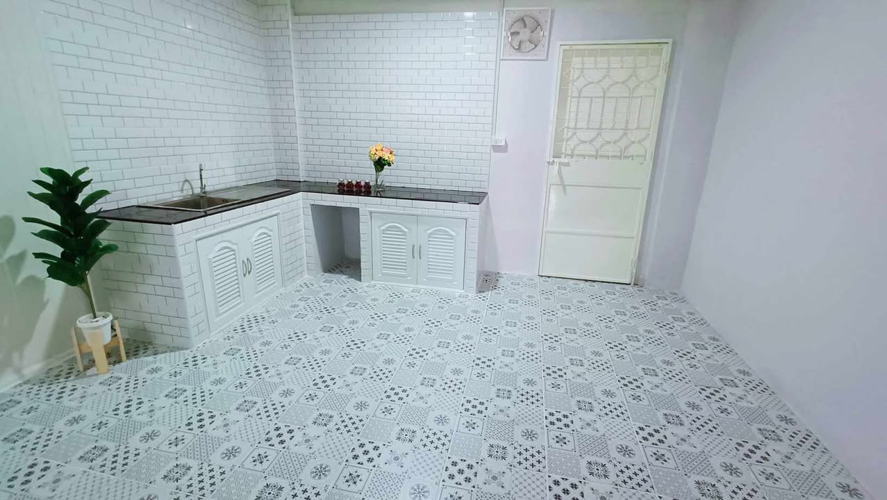 ขายทาวน์โฮม หมู่บ้าน ณัฐกานต์ พหลโยธิน 52 แขวงคลองถนน เขตสายไหม กทม. ใกล้รถไฟฟ้า BTS สะพานใหม่ ทำเลดี บ้านสวยลงตัว มินิมอลเล็กๆ