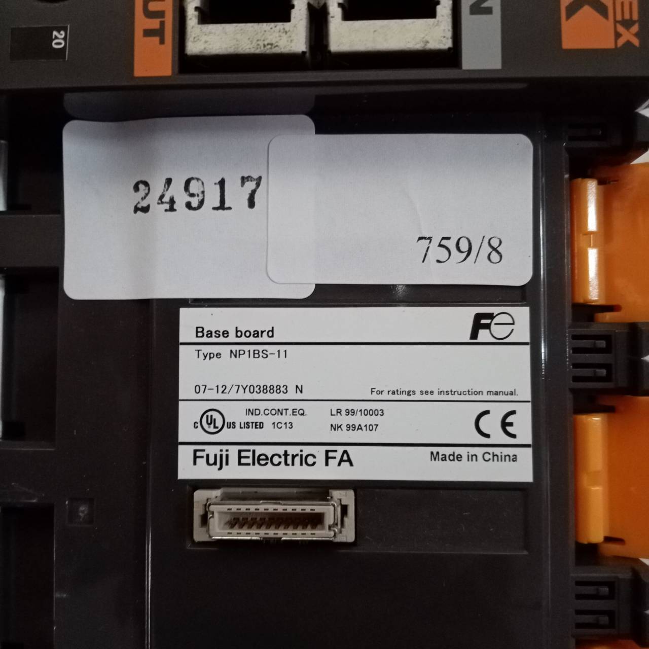 PLC " FUJI " MODEL : NP1BS-11