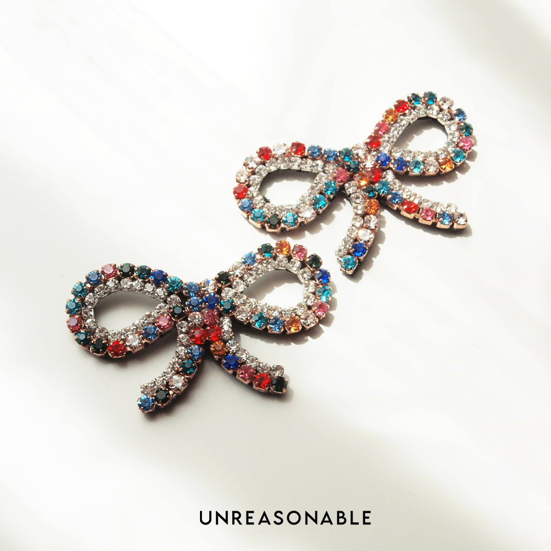 ต่างหูโบว์ Multi Color ต่างหูคลิป ต่างหูก้านเงินแท้ น้ำหนักเบา UA0924-01 Unreasonable Accessories