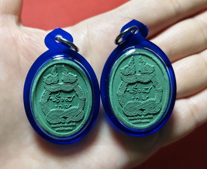 พระผงสหัสเนตรมหาเทวา นาคาคู่บารมี (รักษาโรค ที่ยารักษาไม่ได้) หลวงพ่อหนุน วัดพุทธโมกข์ (พระอภิญา สำเร็จวิชามโนมยิทธิ ผู้ค้นพบวิชา พุทโธระเบิด อันลือลั่น)